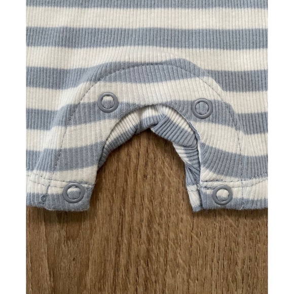 NWT H&M Striped Romper (Size 6-9 months) - Picture 3 of 4